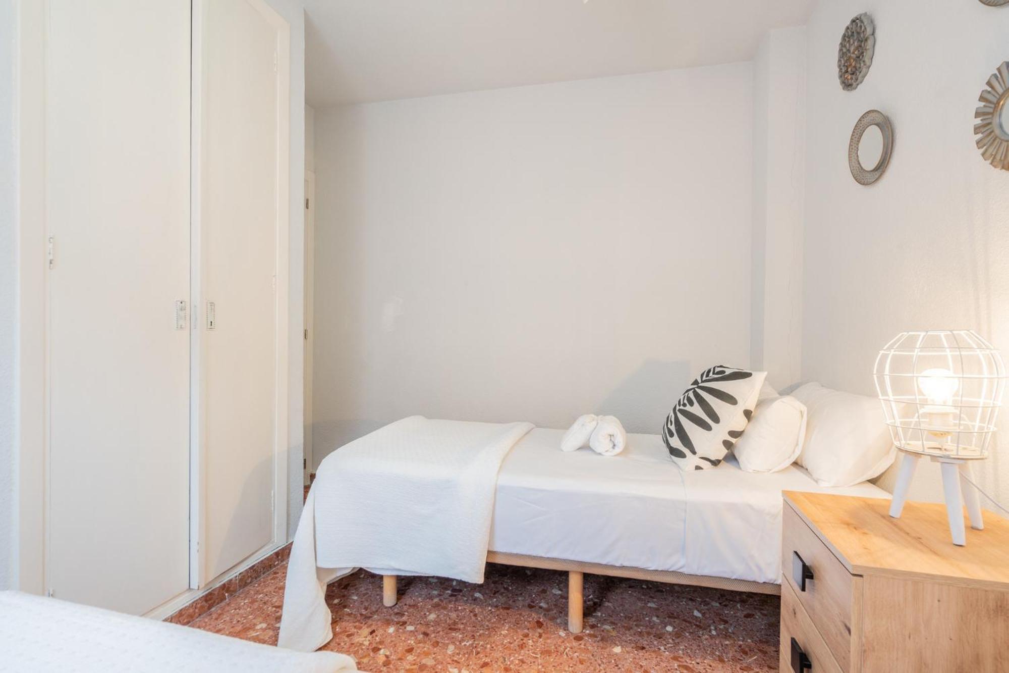 Apartamento Familiar En Avenida Del Puerto バレンシア エクステリア 写真