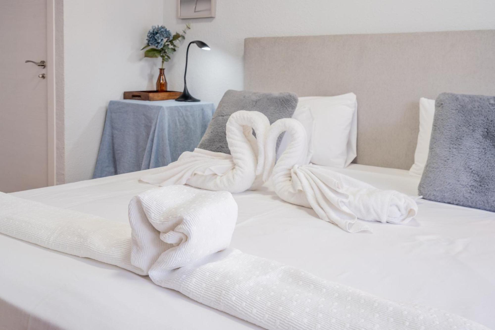 Apartamento Familiar En Avenida Del Puerto バレンシア エクステリア 写真
