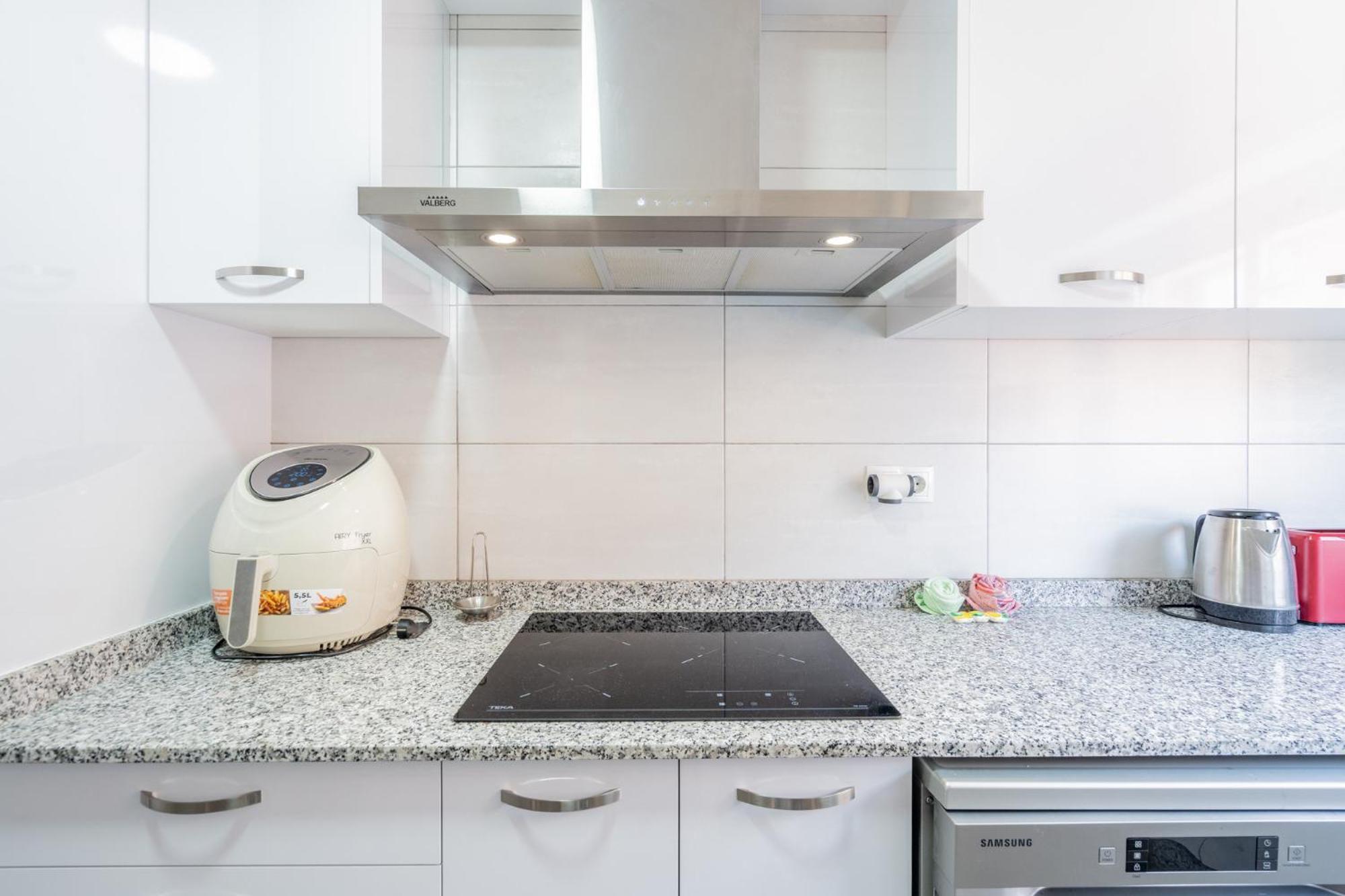 Apartamento Familiar En Avenida Del Puerto バレンシア エクステリア 写真